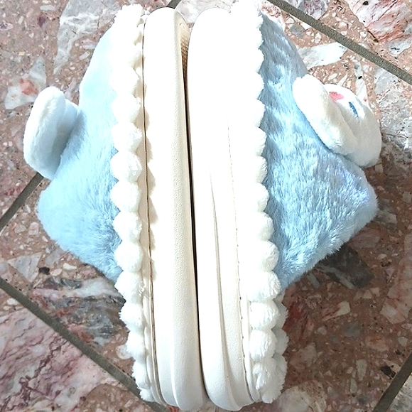 NWOT Cinnamoroll Sanrio Muti-Colored Plush Uniquely Designed Women's Slippers - Picture 3 of 11